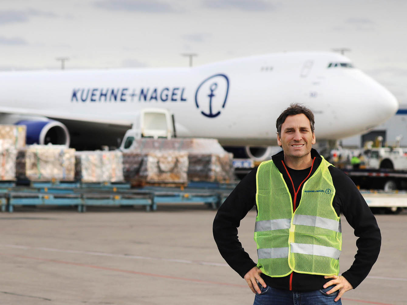 Air Logistics - air shipping, air cargo and air freight services